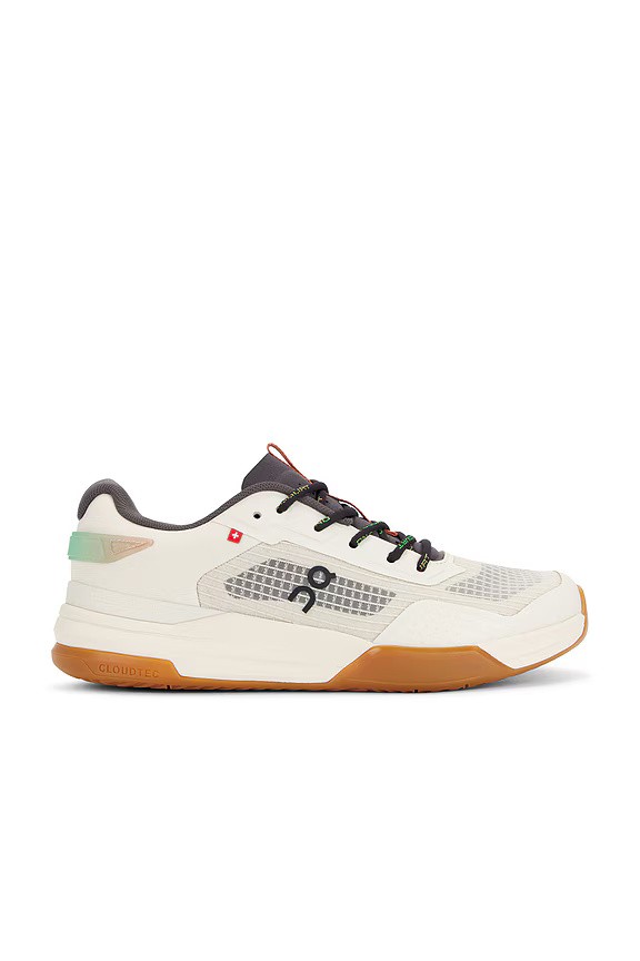 x Z5 The Roger Advantag